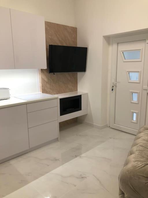 Colton West Deluxe Apartment Βουδαπέστη Εξωτερικό φωτογραφία